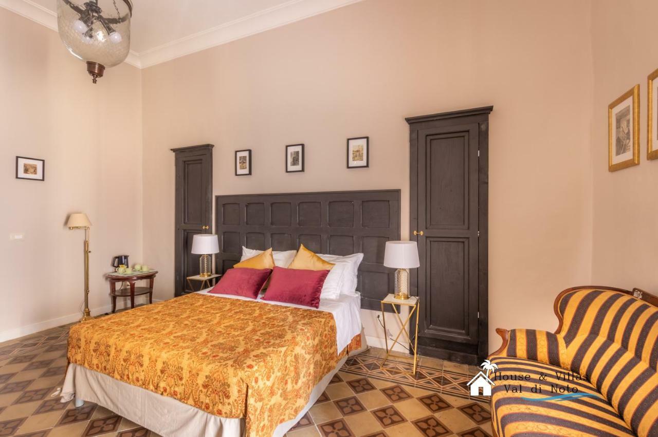 Bed and Breakfast Donna Maddalena Noto Zewnętrze zdjęcie