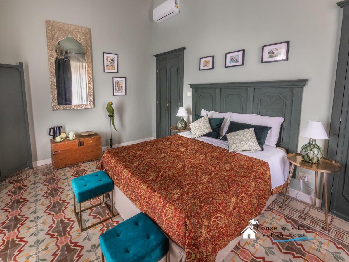 Bed and Breakfast Donna Maddalena Noto Zewnętrze zdjęcie