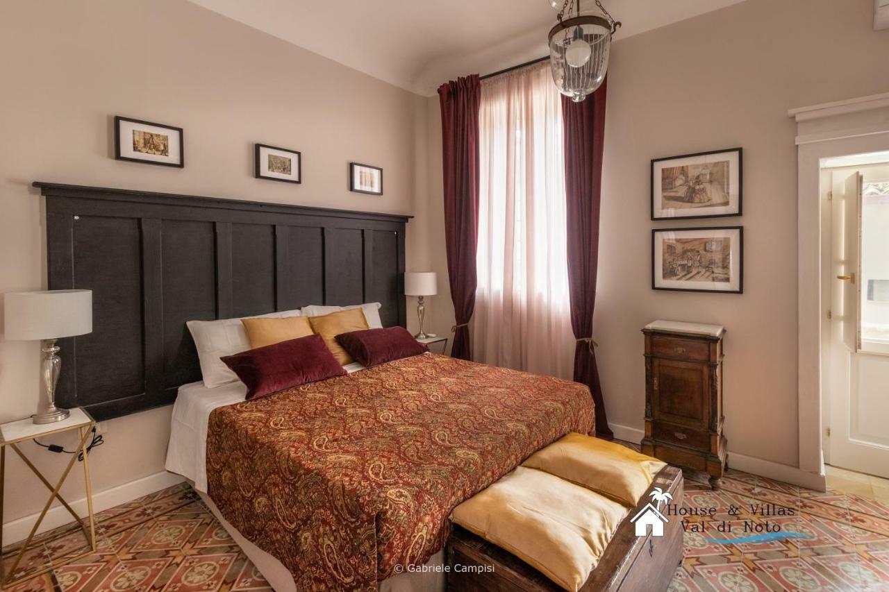 Bed and Breakfast Donna Maddalena Noto Zewnętrze zdjęcie