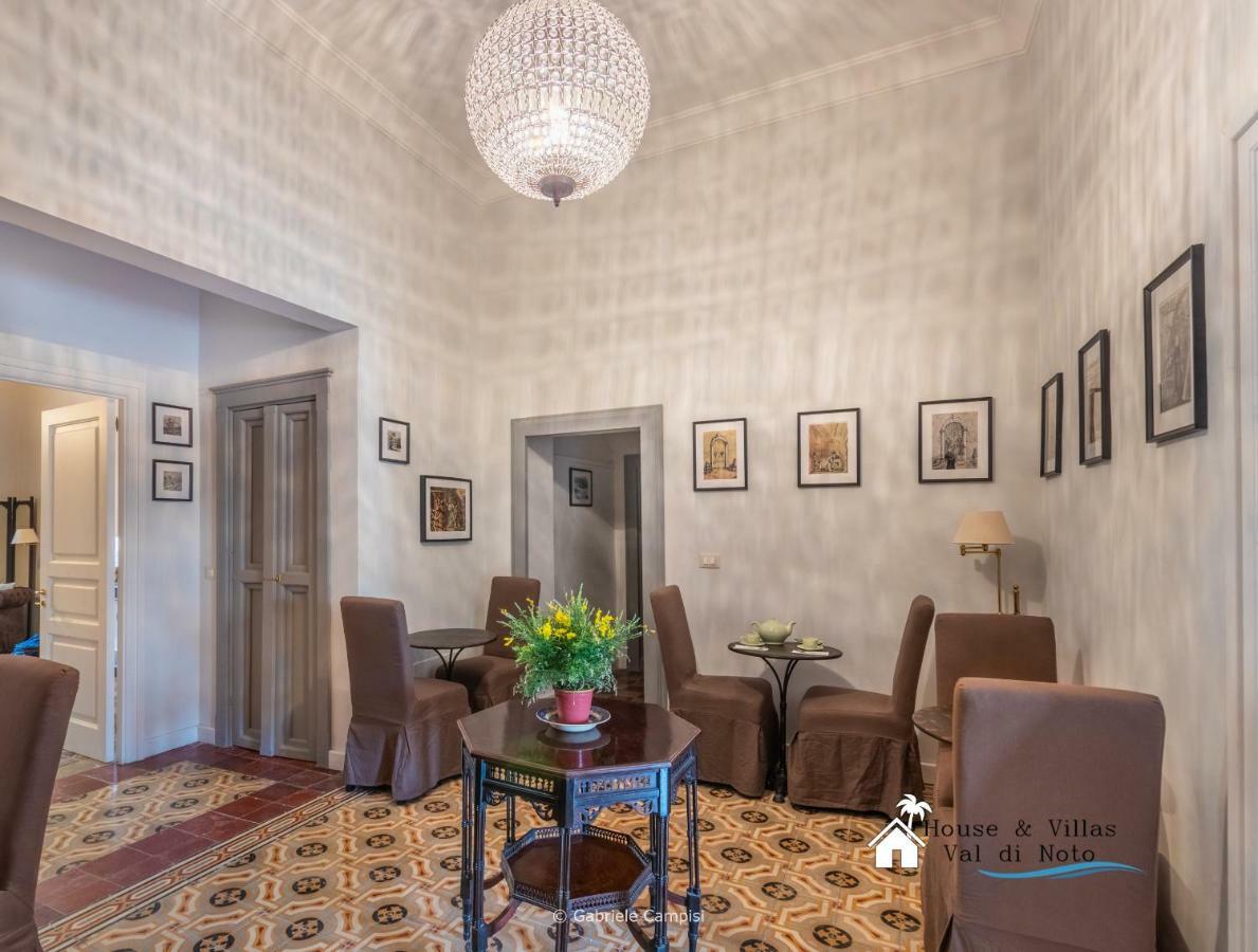 Bed and Breakfast Donna Maddalena Noto Zewnętrze zdjęcie