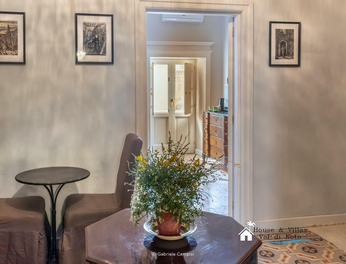 Bed and Breakfast Donna Maddalena Noto Zewnętrze zdjęcie