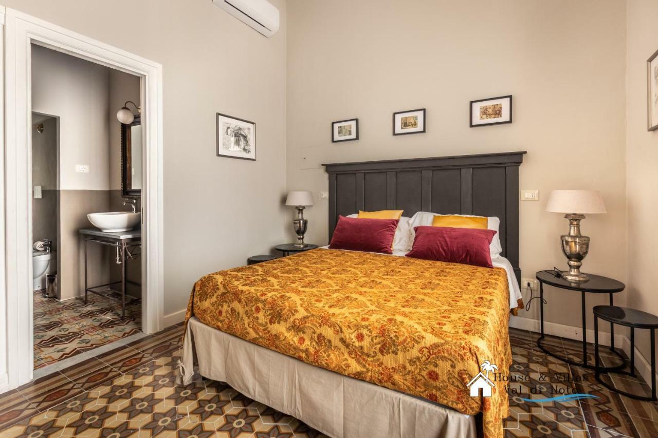 Bed and Breakfast Donna Maddalena Noto Zewnętrze zdjęcie